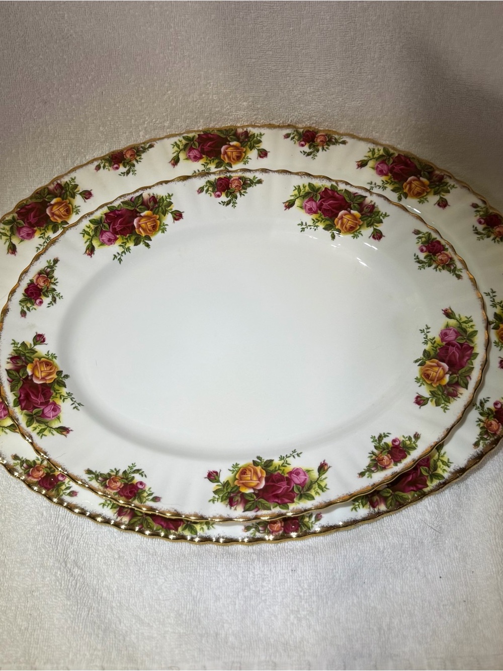 Royal Albert Old Country Roses Bone China Oval Serving Platters Set of 2 England
